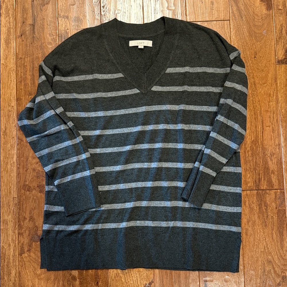 LOFT Charcoal and Light Gray V-Neck Sweater
